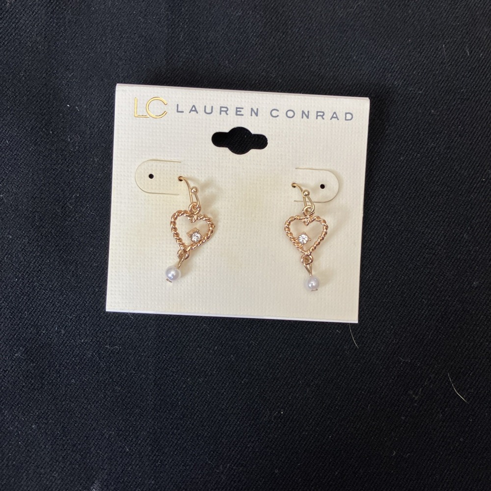 LC Lauren Conrad Gold Heart Dangle Earrings Pearl Drop Dainty 1 1/4" long